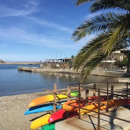 66B - Beautiful Flat 800M From The Sea With Private Parking Appartement Collioure Buitenkant foto